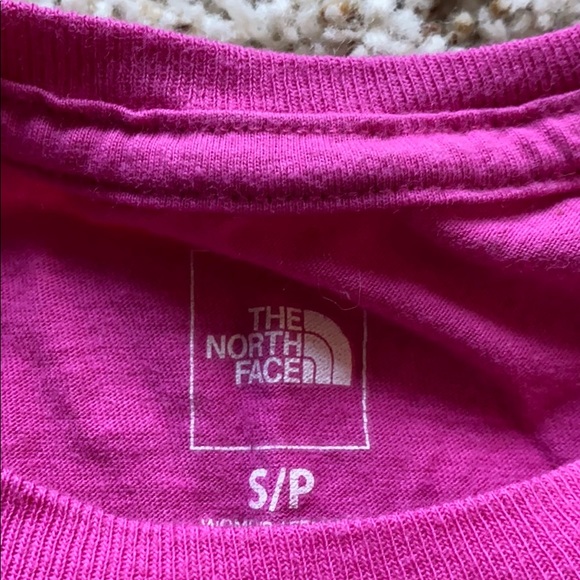 The North Face Short Sleeve - Picture 3 of 3